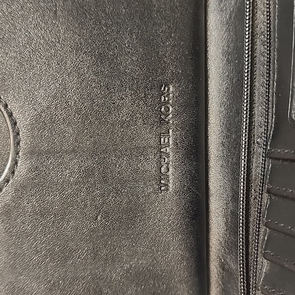 Michael Kors Saffiano Leather Continental Wallet in Black - Picture 11 of 11